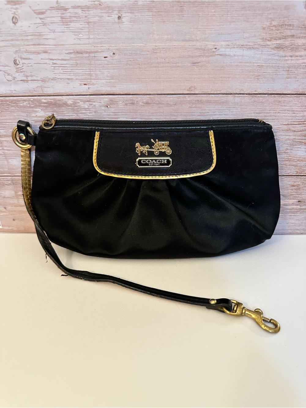 Vintage Coach Black Satin Pleated Capacity Wristlet Clutch with Gold Hardware
